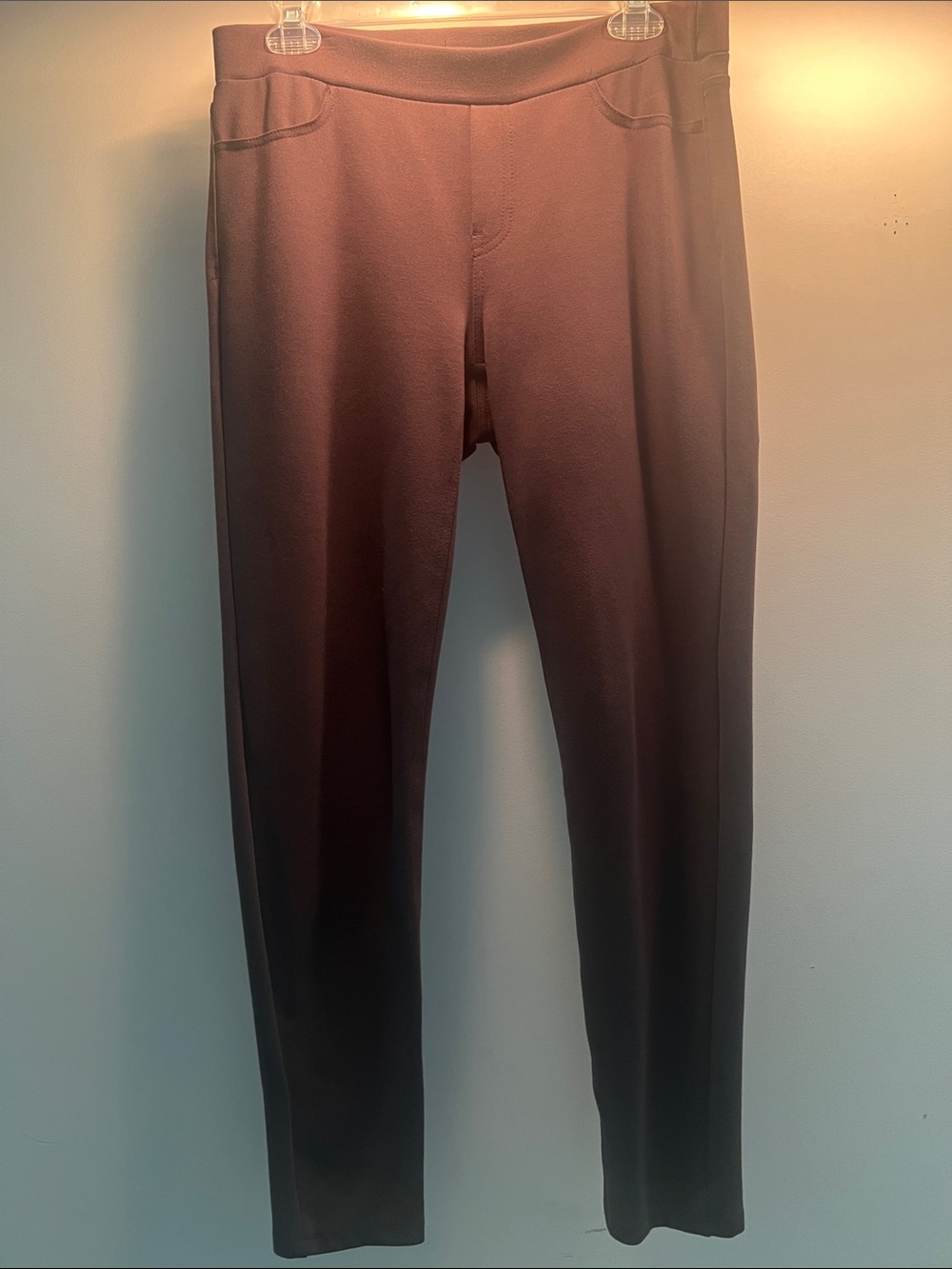 Ellen Tracy Women’s Brown Knit Pants